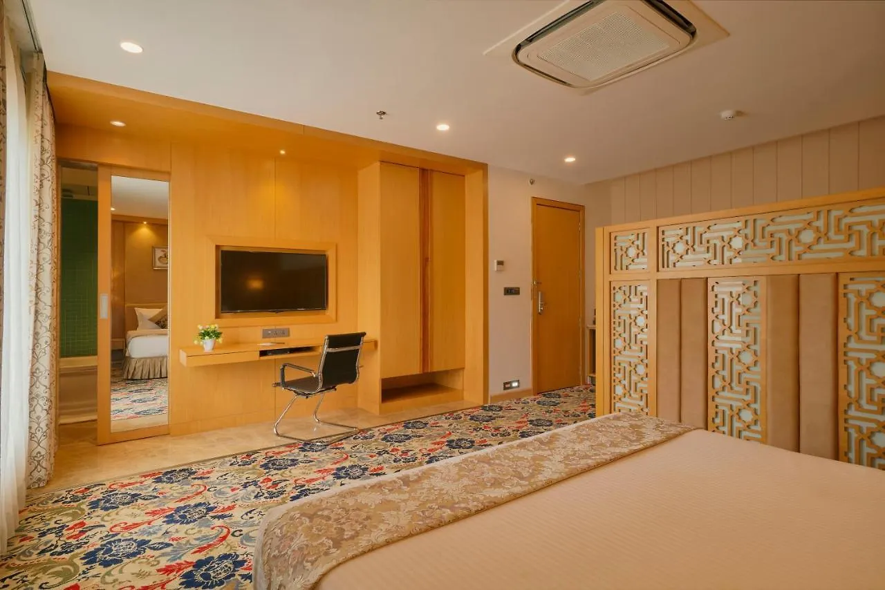 Skk Blu Hotel & Spa Udaipur 4*,