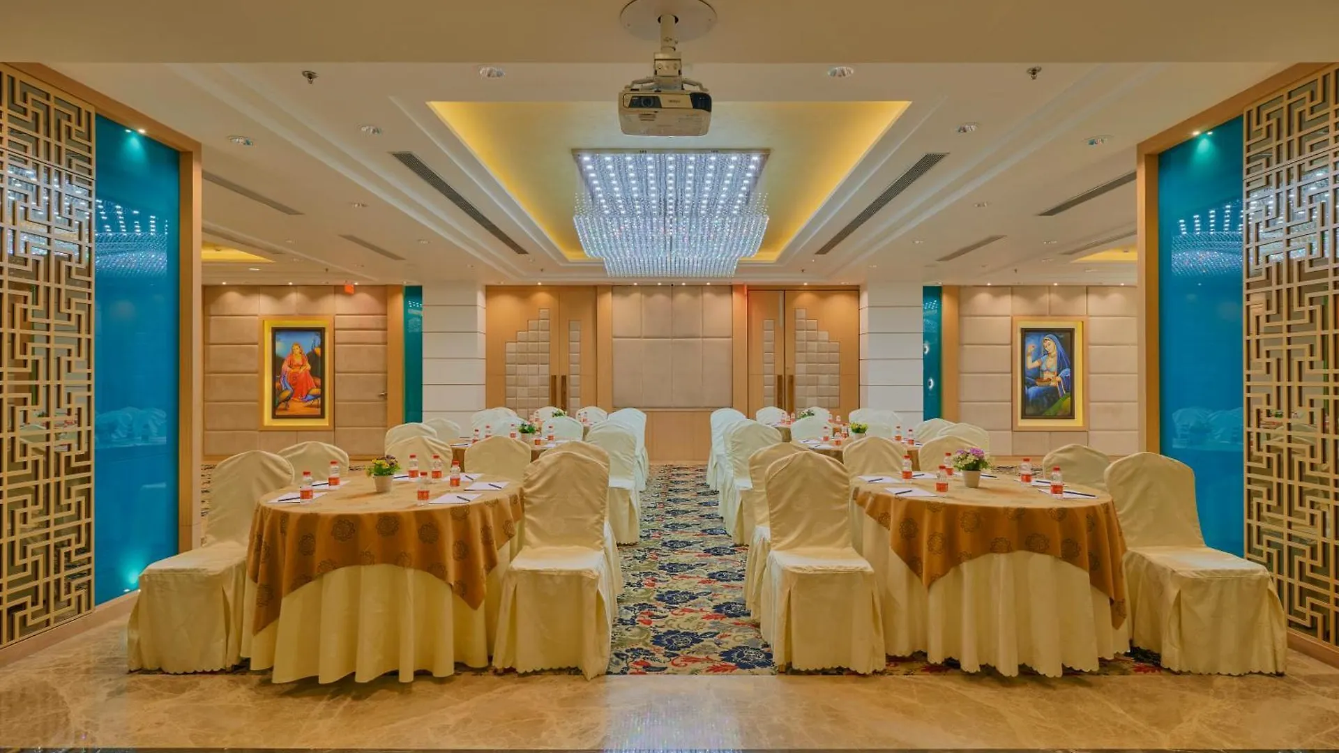 Skk Blu Hotel & Spa Udaipur 4*,  India